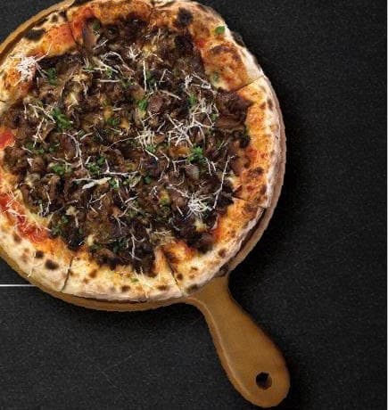 Bulgogi Pizza của PaPis với topping bò Bulgogi đậm vị.